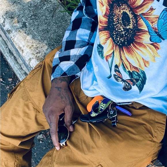 Meet your Posher, Travis - Picture 4 of 4